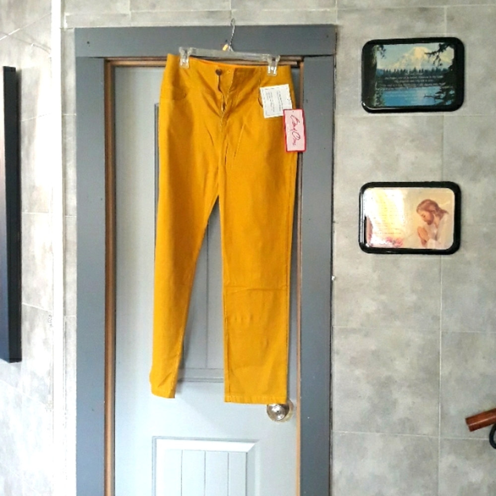 Gold , Bend Over Pant Sz10